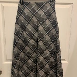 Petite sophisticate wool mid-shin long skirt